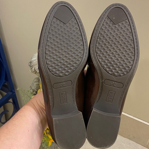 A2 By Aerosoles Women's Dark Brown Chain Loafers 5.5 - Picture 5 of 7